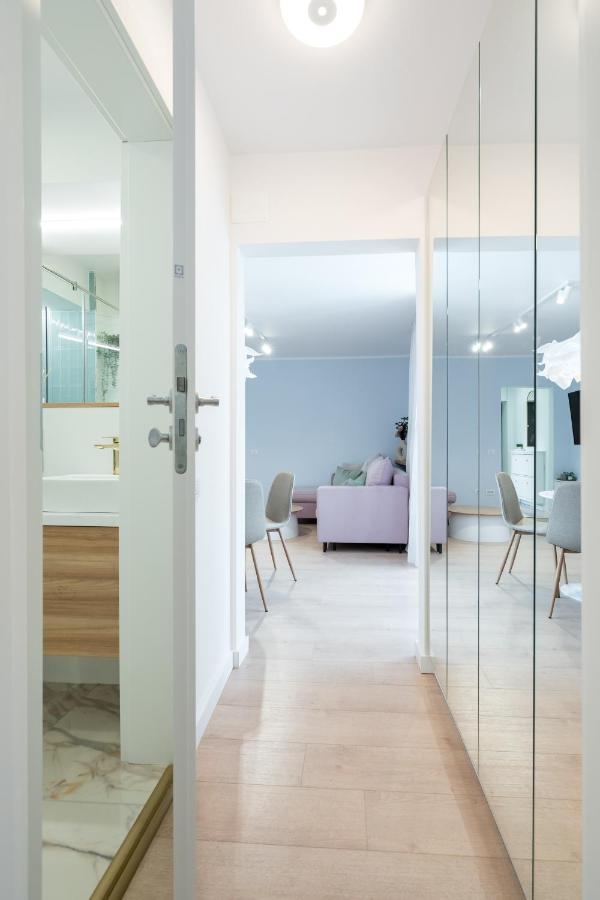 Candy Land Downtown Apartment 부쿠레슈티 외부 사진