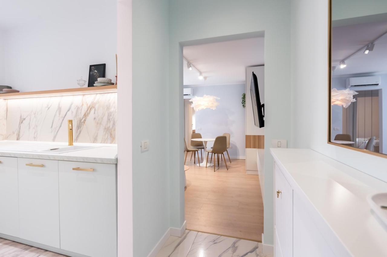 Candy Land Downtown Apartment 부쿠레슈티 외부 사진